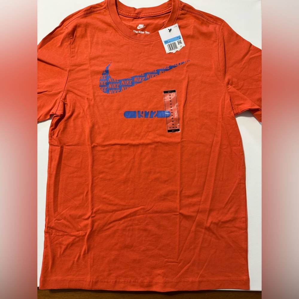 Nike Men's Orange Graphic T-Shirt